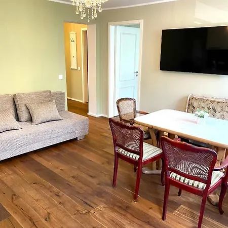 Moselufer Traumwohnung Im „la Mosel“ * Winningen